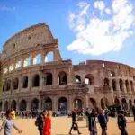 Roma, arrestata guida turistica che spacciava droga ai turisti