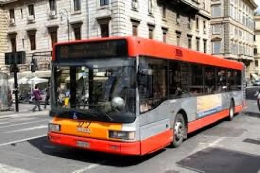 Cronaca Roma: autista Atac aggredito