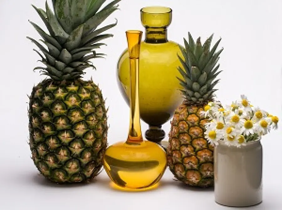 Succo d'ananas per eseguire esami medici: vediamo quali