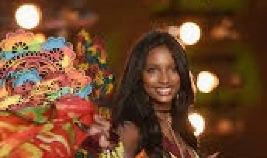 Jasmine Tookes Victoria's Secret: spetterà a lei indossare il Fantasy Bra