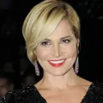 Simona Ventura: il naufragio all'Isola non le ha portato bene