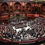 Italia dei valori: raccolta di firme per cambiare la legge sulla legittima difesa