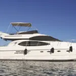 Il LadySun Yatch attracca a Salerno