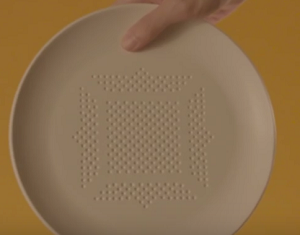 AbsorbPlate, il piatto assorbi-calorie inventato in Thailandia