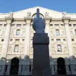 Dark web, modella rapita a Milano e venduta ad asta sessuale online