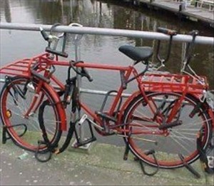 Acquista online la sua bicicletta rubata: era stato il vicino, arrestato