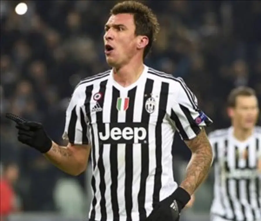 Tegola Juventus, infortunio di Mandzukic: il croato fermo ai box un mese