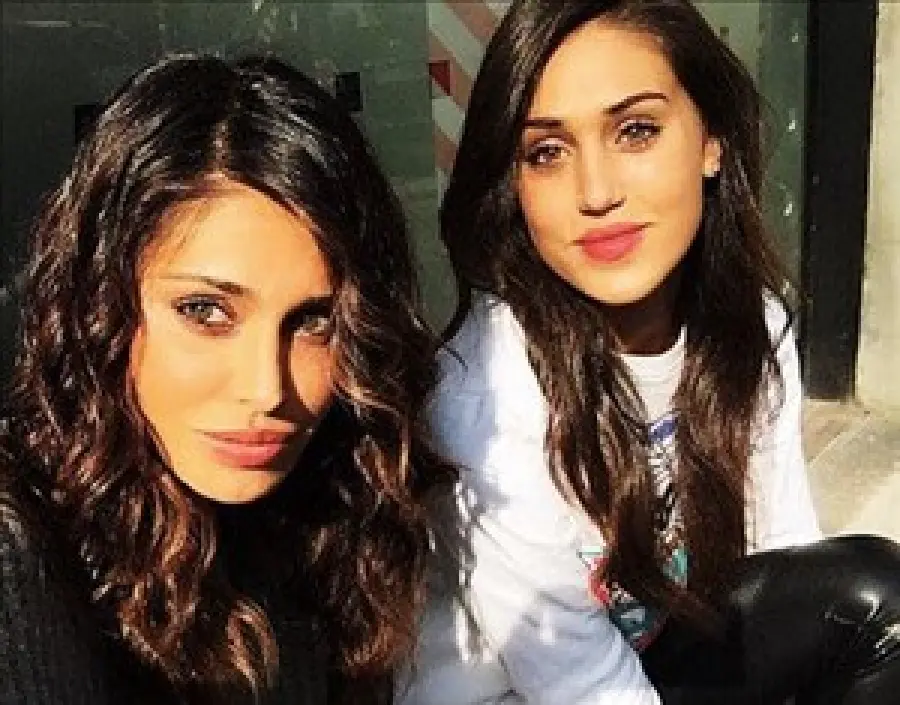 Venti di guerra tra Cecilia e Belen Rodriguez per Stefano De Martino?