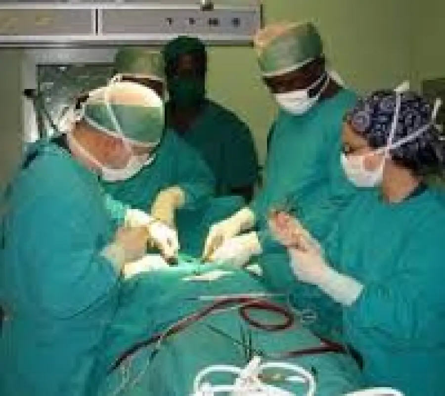 Ristoratore veneziano evitava il dentista per paura: ha rischiato di morire