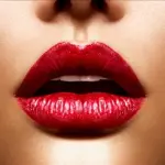 Chirurgia plastica, quando il bisturi fa danni: la drammatica storia di Giovanna