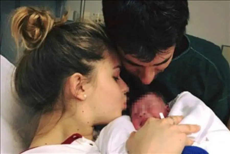 Kledi Kadiu e Charlotte Lazzari festeggiano: è nata la piccola Lea