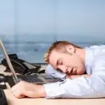 L'aria viziata in ufficio rallenta la performance lavorativa degli impiegati