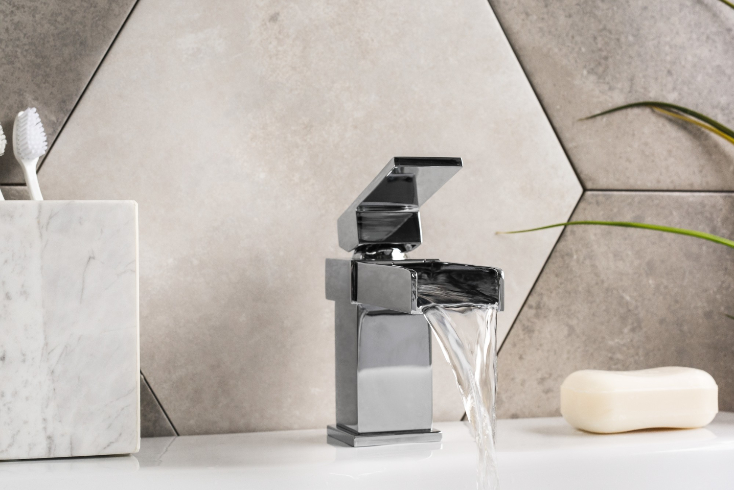 Arredo bagno: come scegliere il mobili per il lavabo