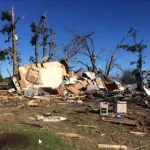 Tornado negli Stati Uniti sconvolge il Natale: 6 vittime