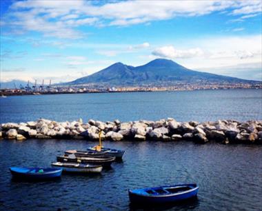 Indagine Trivago, Napoli è la terza città più visitata nel ponte dell'Immacolata