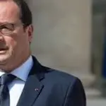 Parigi, 13 novembre: Hollande ricorda le vittime degli attentati